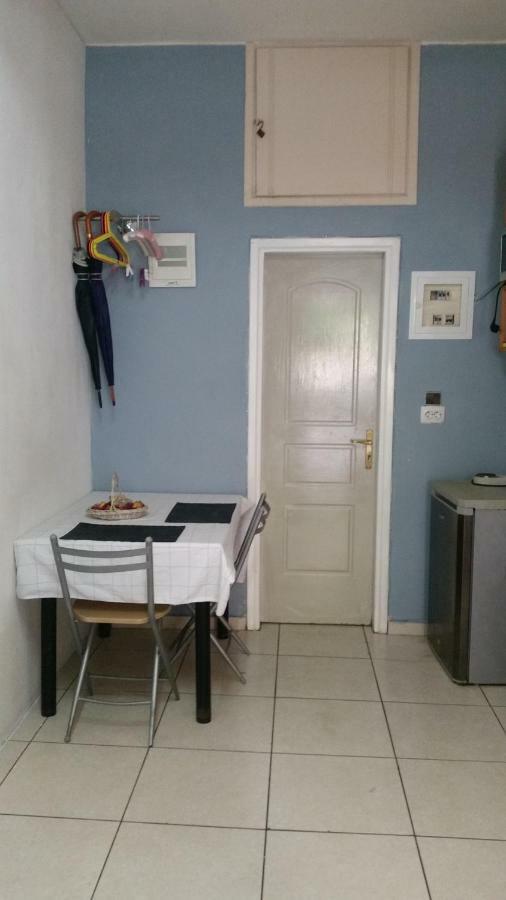 Studio near Acropolis Appartamento Atene Esterno foto